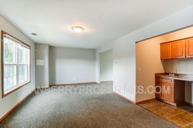 1103 N Byrne Rd - Photo 4 of 38