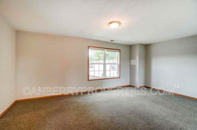 1107 N Byrne Rd - Photo 5 of 39