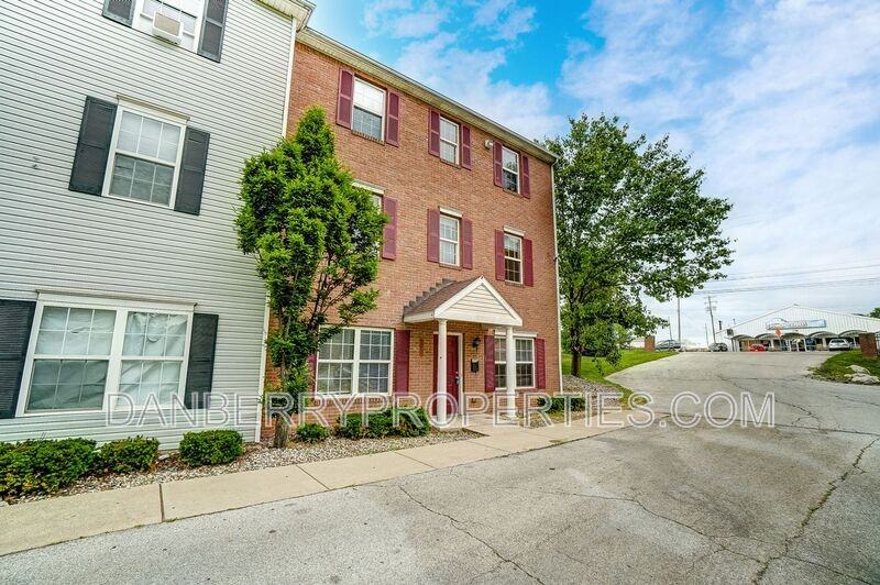 1123 N Byrne Rd - Photo 2 of 50