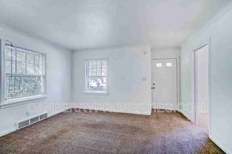 1132 Brookley Blvd - Photo 4 of 43