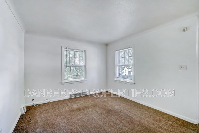 1132 Brookley Blvd - Photo 6 of 43