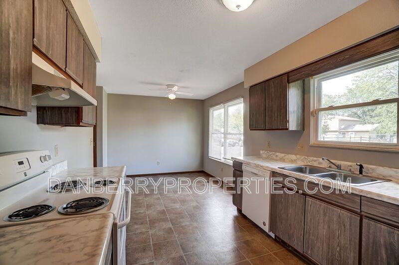 3540 Willow Run Dr - Photo 7 of 28