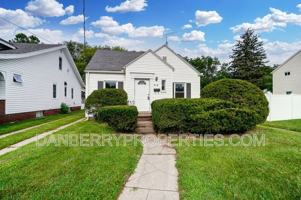 featured image of 919 Brookley Blvd