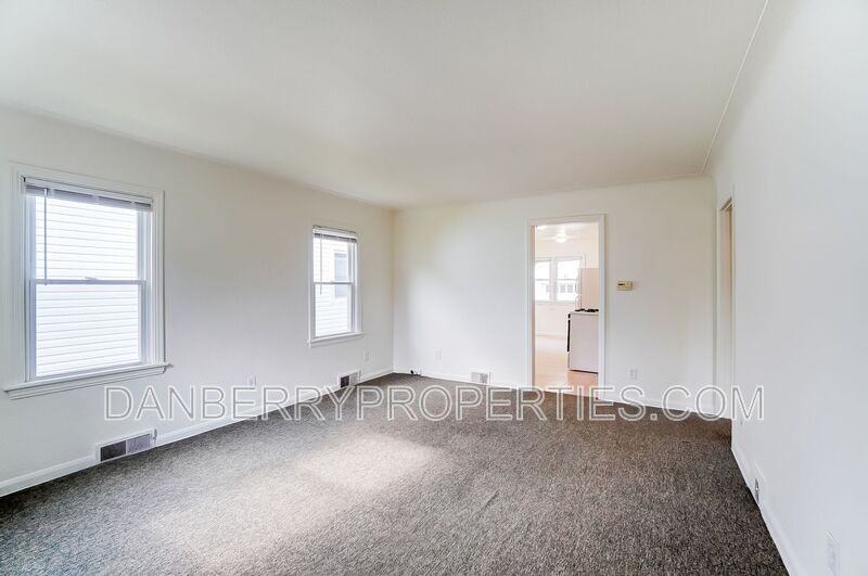 919 Brookley Blvd - Photo 6 of 40