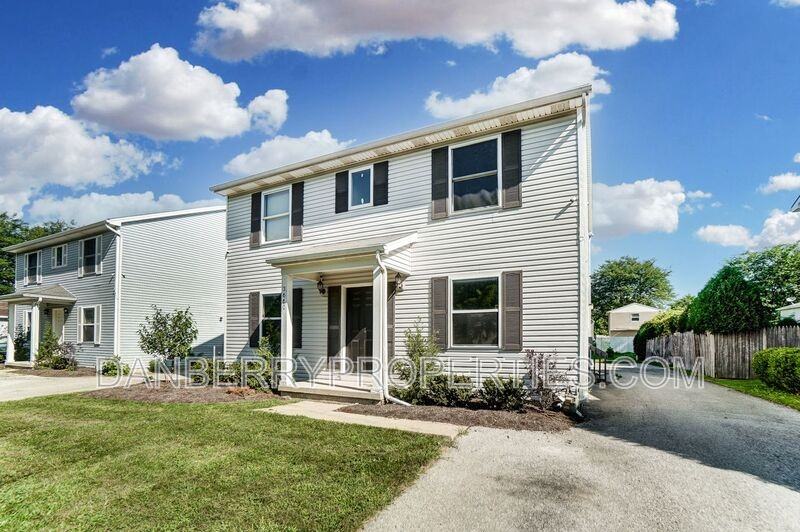 3660 Willow Run Dr - Photo 3 of 44