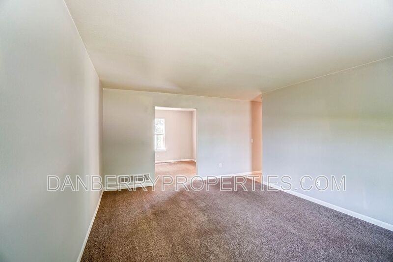 3739 Willow Run Dr - Photo 7 of 47