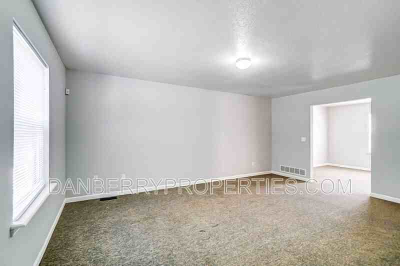 3571 Turret Green Dr - Photo 5 of 50