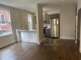 featured image of 922 N 2nd St #2