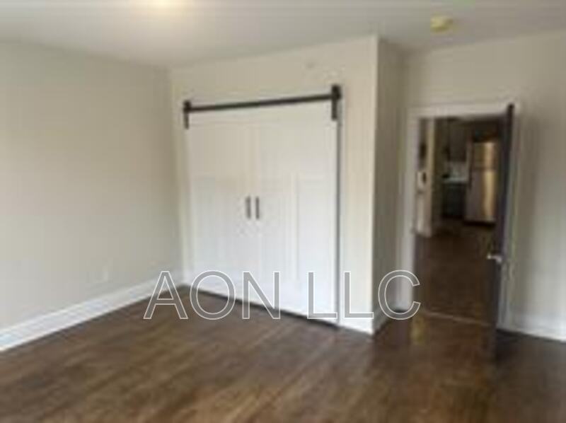 922 N 2nd St #2 - Photo 6 of 9