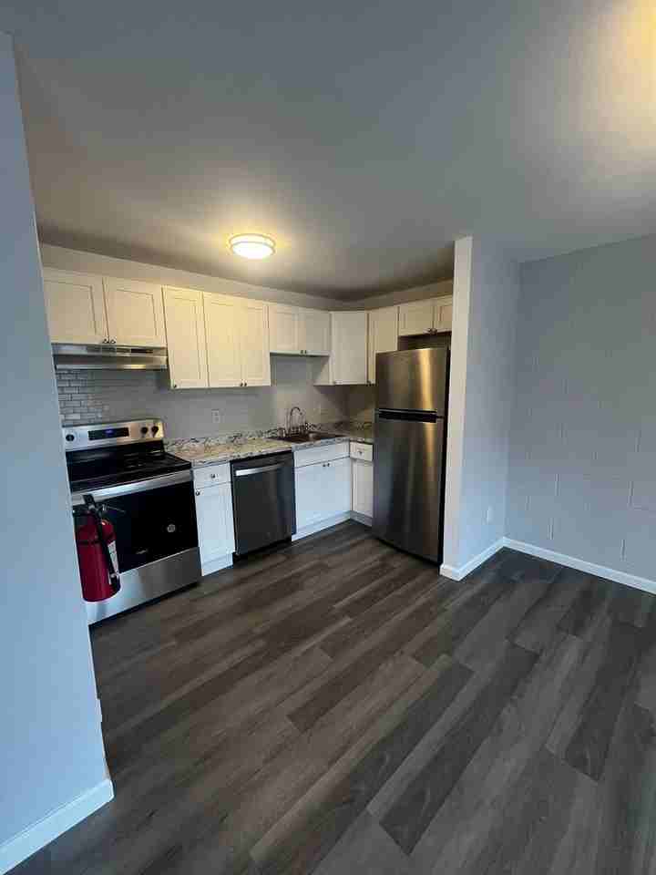 Beverly Gardens - Photo 6 of 11