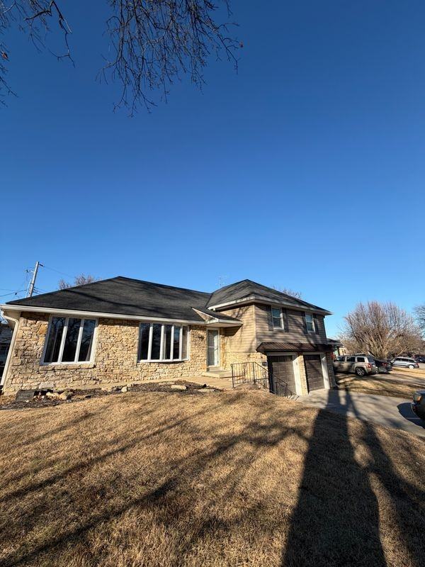 7718 New Jersey Ave - Photo 2 of 20