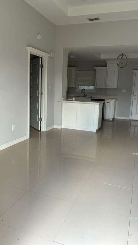 813 Blue Quail St - Photo 4 of 13