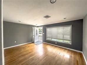 101 Woodland Ave - Photo 3 of 7