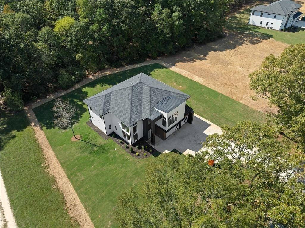 1660 Union Grove Church Rd - Photo 6 of 43