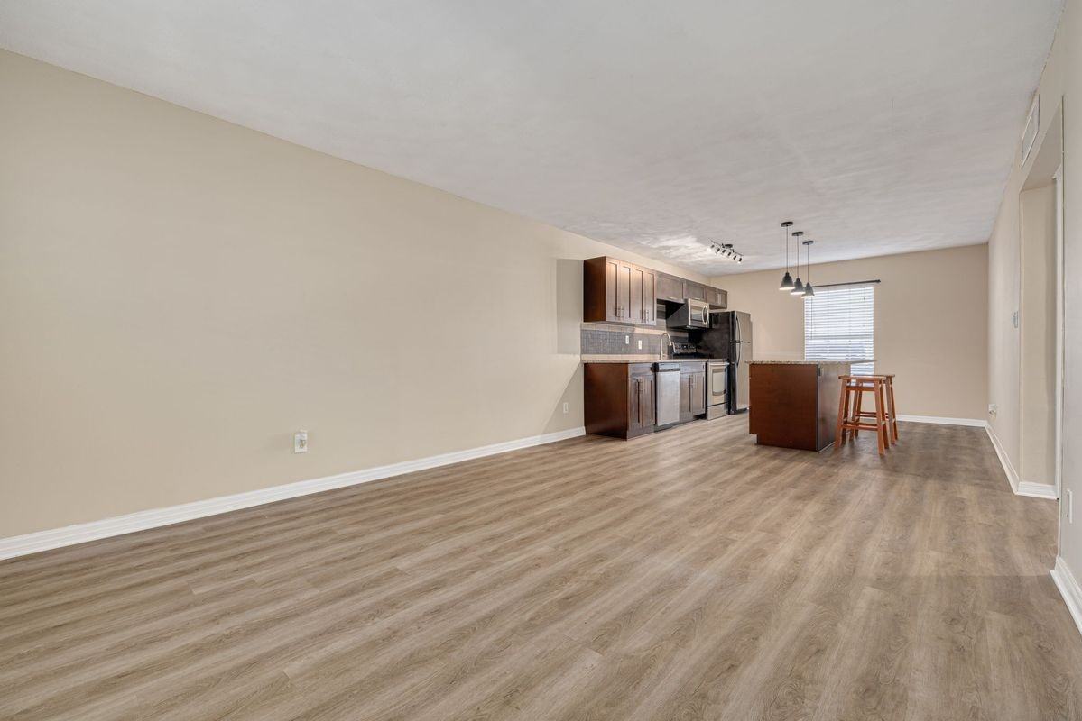 2808 W Azeele St ##117 - Photo 6 of 15