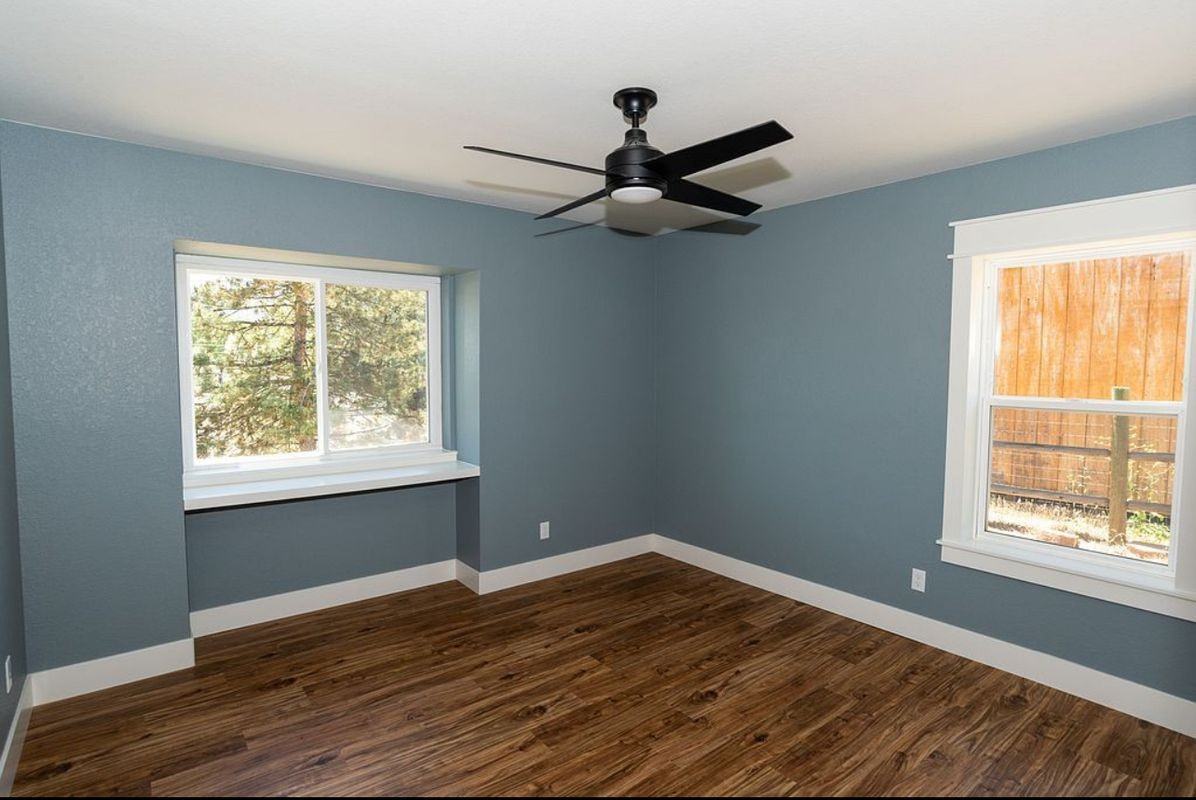 20825 Crest Dr - Photo 7 of 18