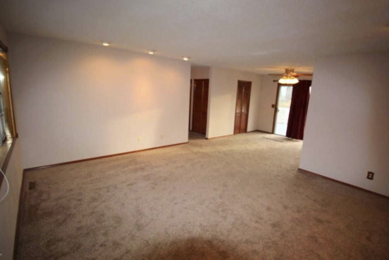 109 Timber Ln - Photo 4 of 13