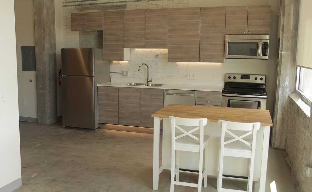 714 Walbridge St #307 - Photo 4 of 9