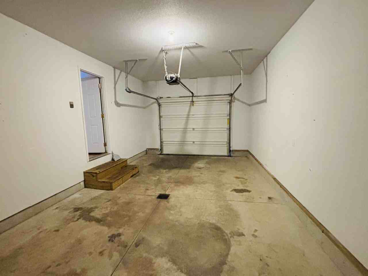 5205 Hedgewood Dr - Photo 2 of 21