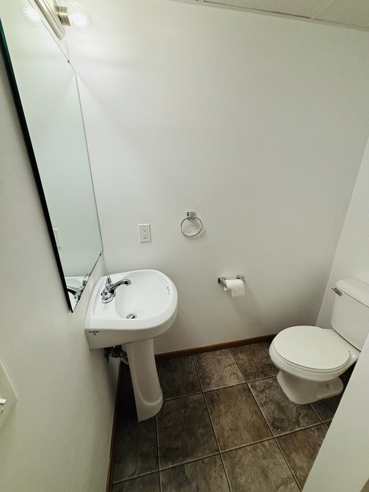 5205 Hedgewood Dr - Photo 3 of 21