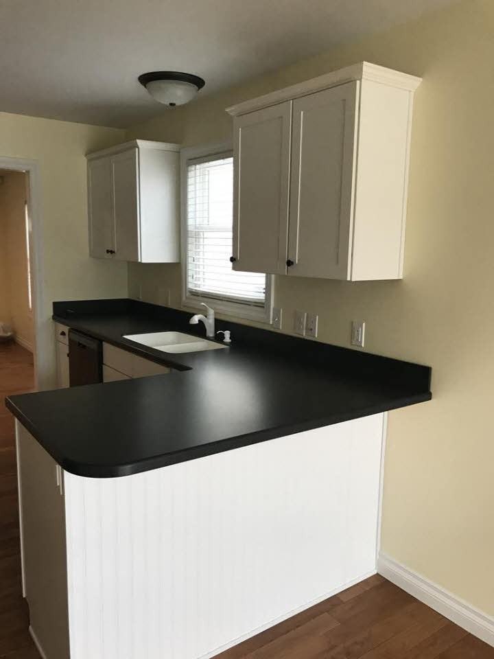 1504 Illinois Dr #B - Photo 2 of 11