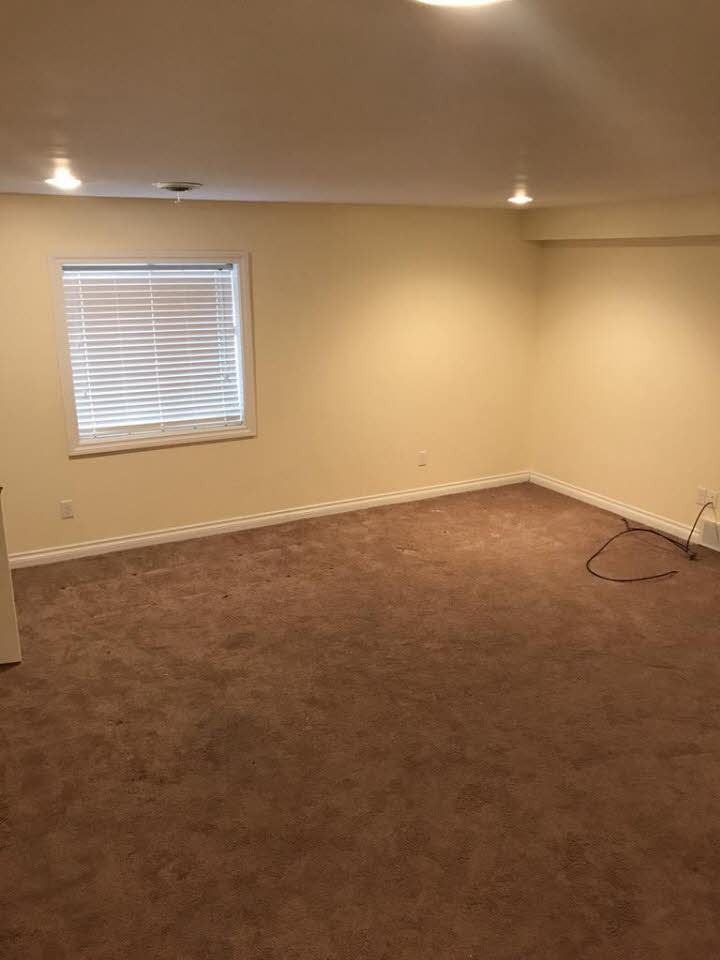 1504 Illinois Dr #B - Photo 3 of 11