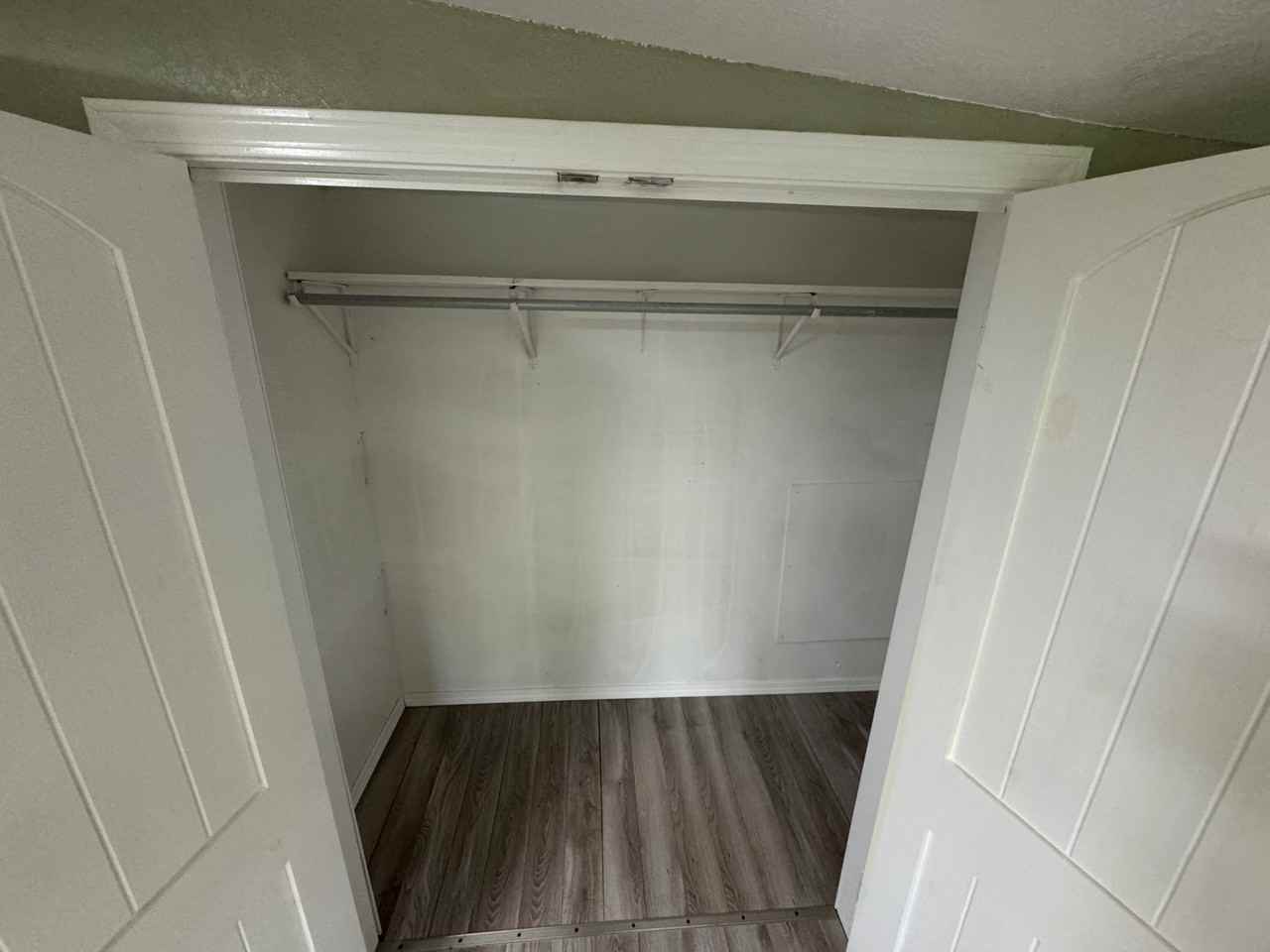 111 Mcconnell Ave - Photo 2 of 17