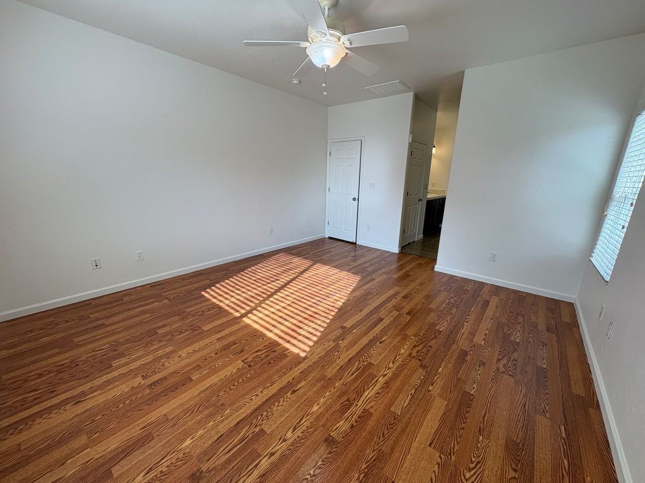 5235 W Nellis Ct - Photo 7 of 38