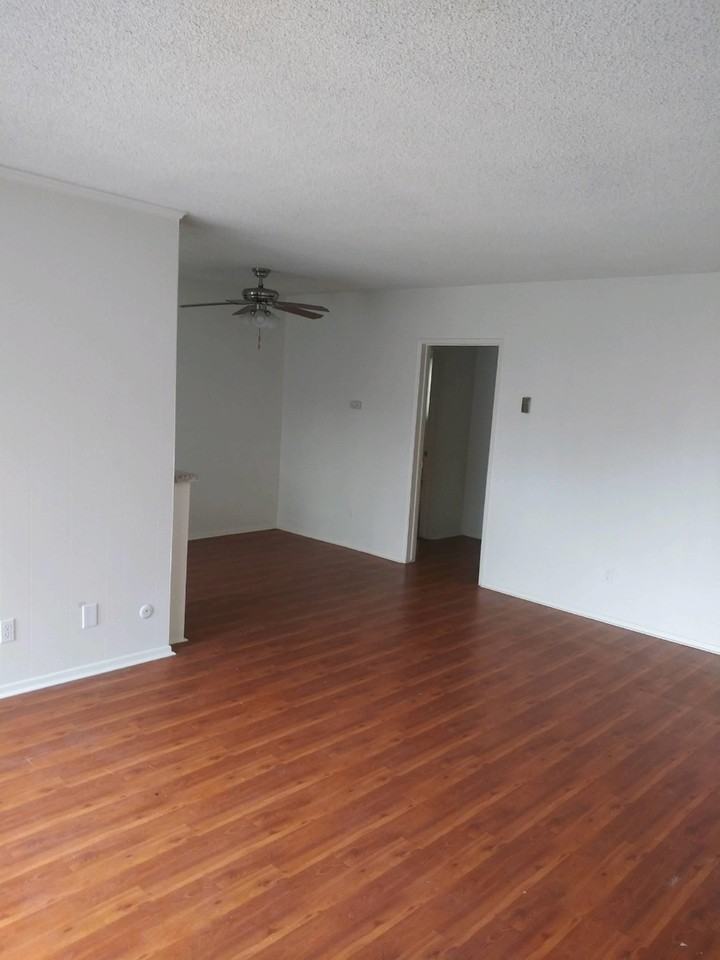 3735 Cardiff Ave - Photo 4 of 6