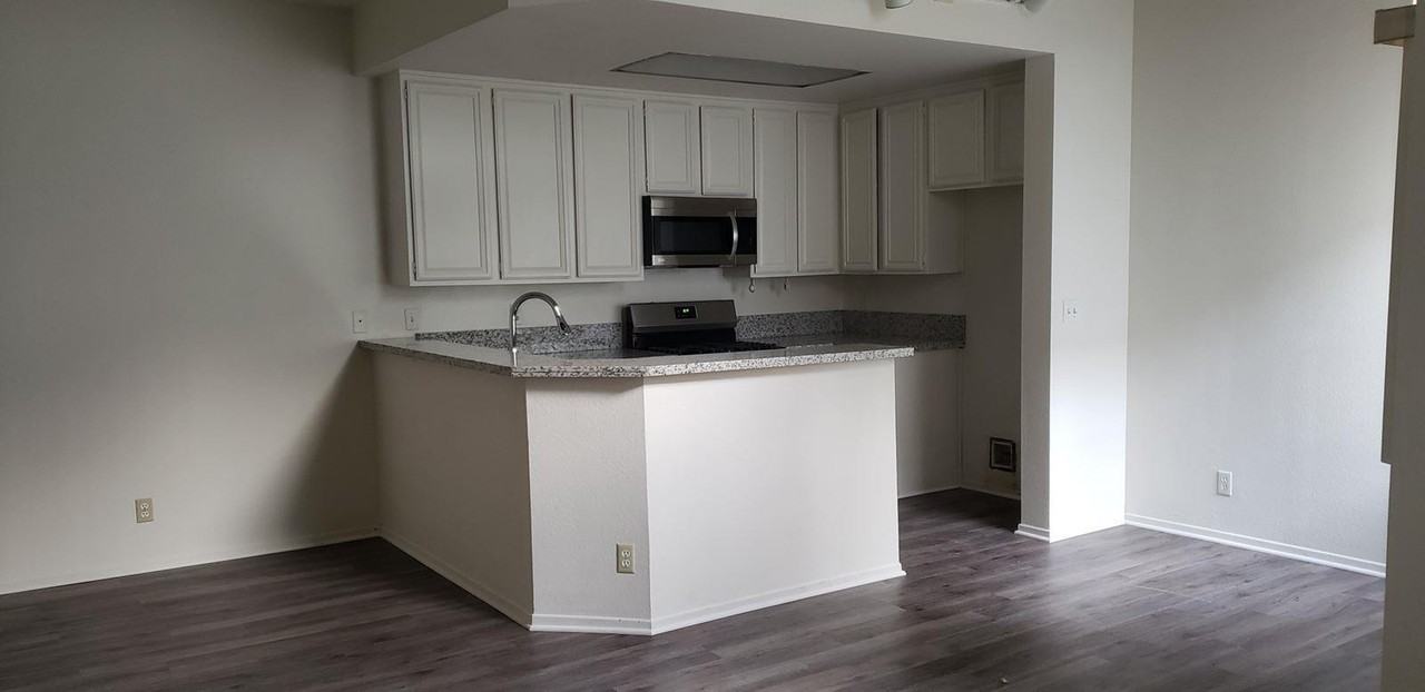 14459 Benefit St - Photo 3 of 50