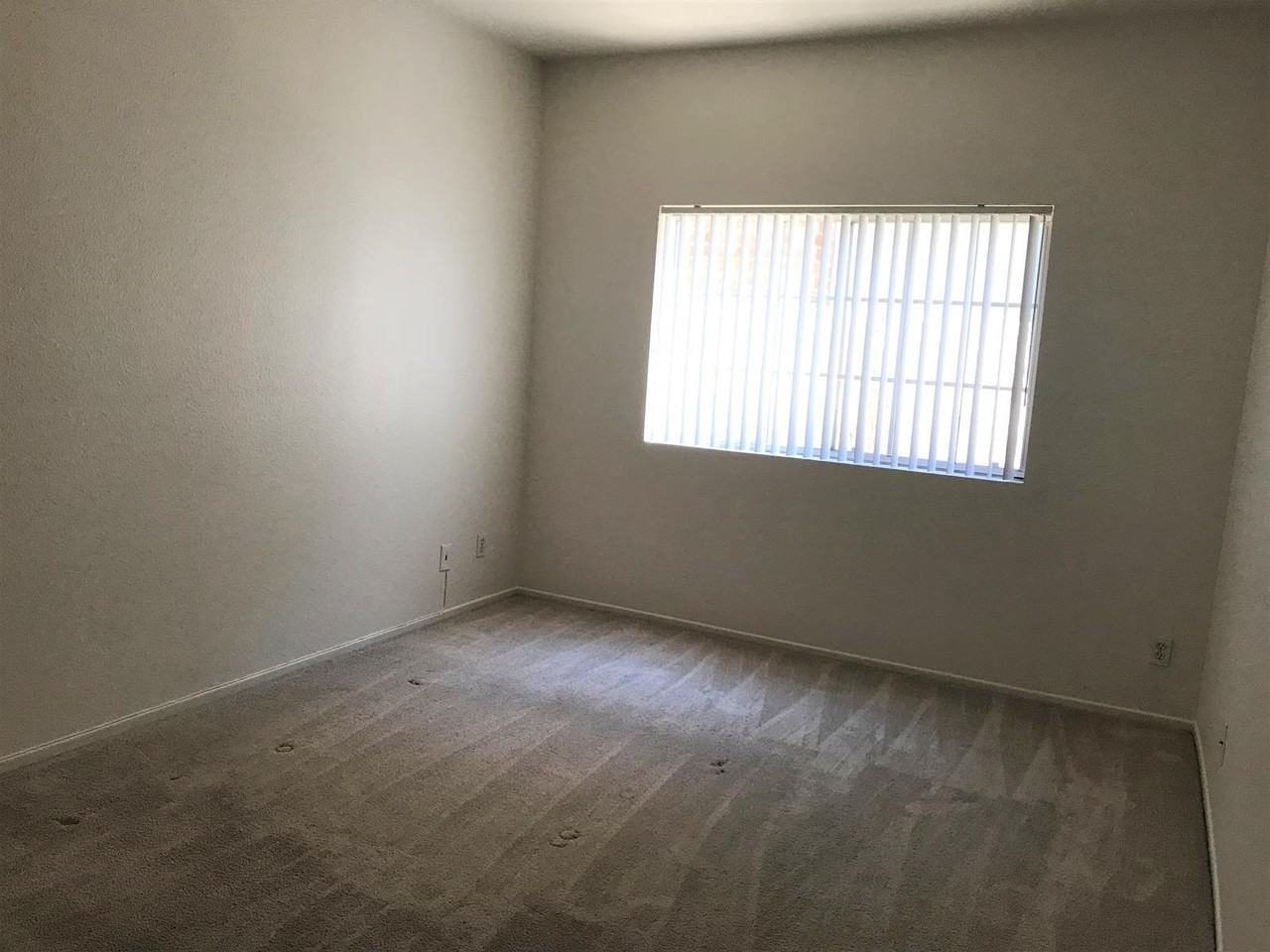 14459 Benefit St - Photo 4 of 50