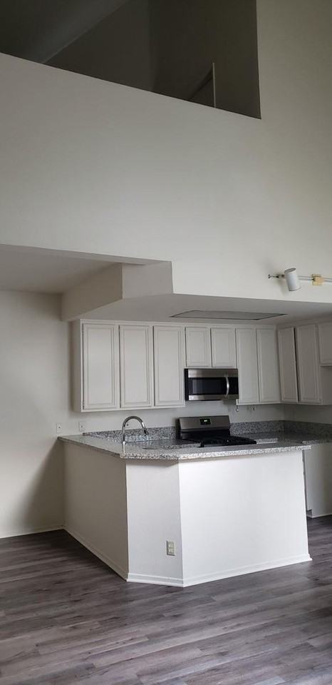 14459 Benefit St - Photo 5 of 50