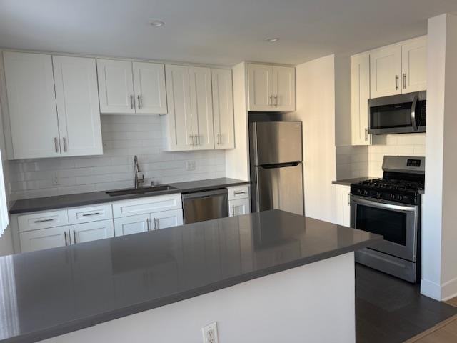 1841 S. Manhattan Pl - Photo 2 of 50