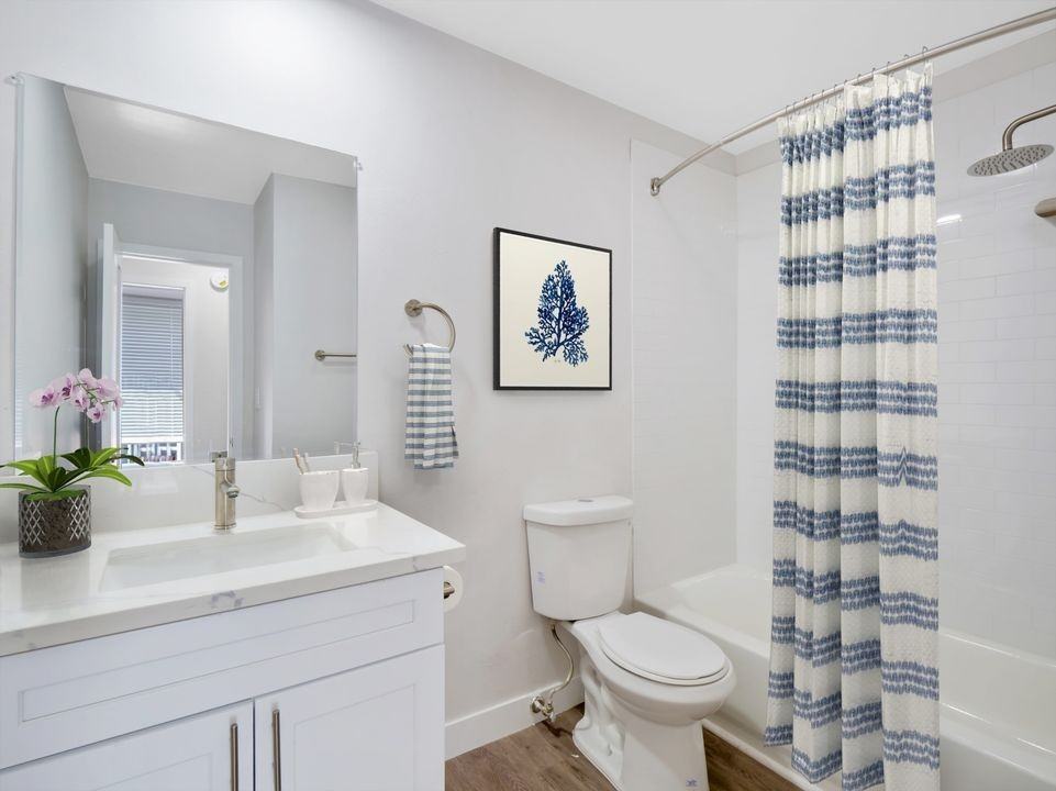 1945 S. Garth Ave - Photo 4 of 14