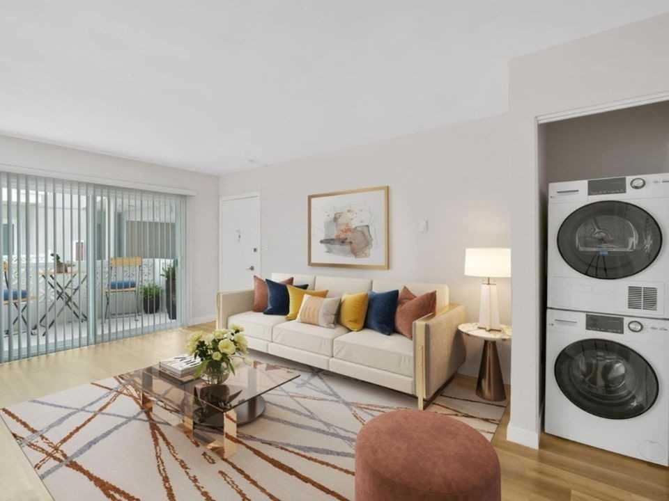 21007 Victor St - Photo 3 of 39