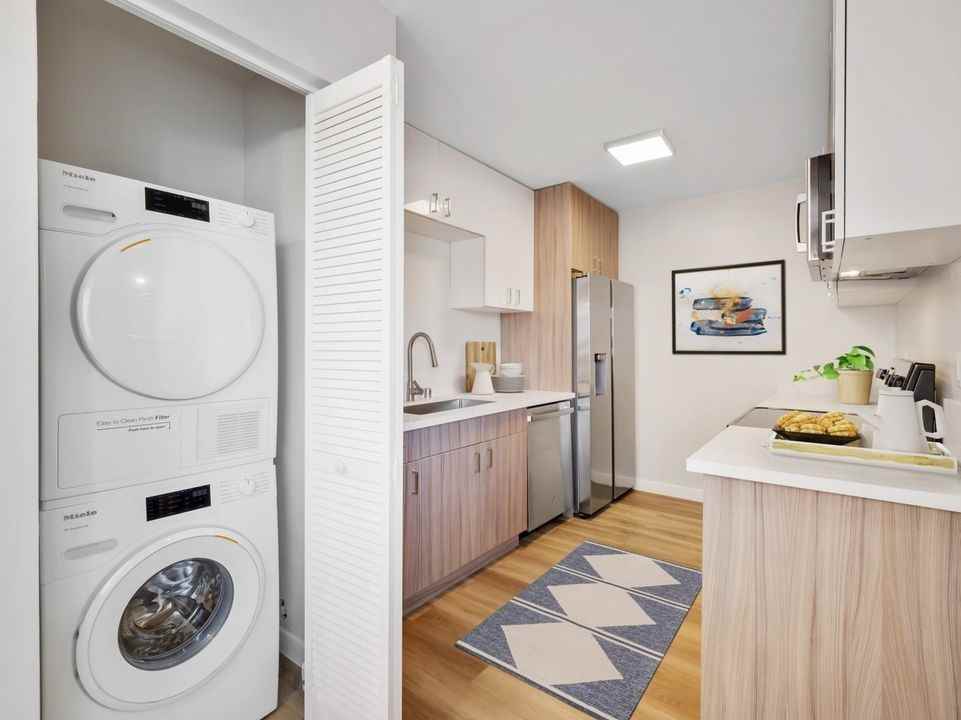 25829 Viana Avenue - Photo 4 of 18