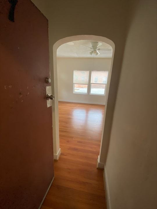 1325 Fedora Street, - Photo 6 of 30