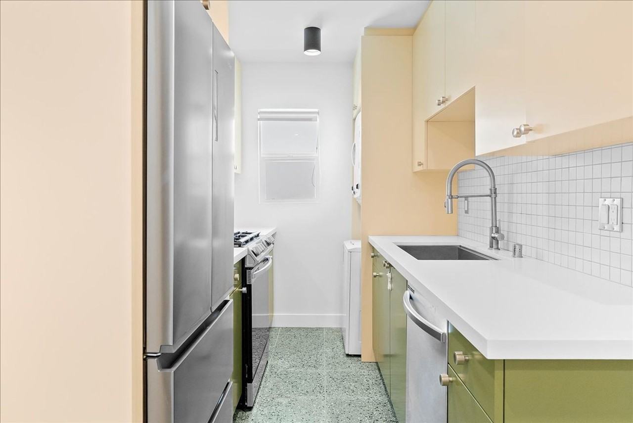 6615 Franklin Ave. - Photo 2 of 10