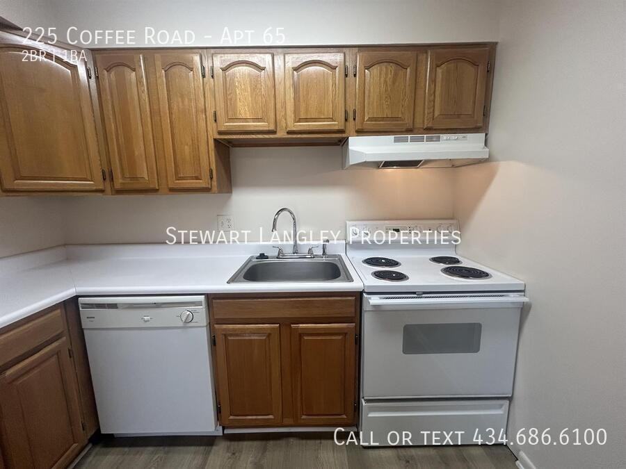 Huntingwood Apartments - Photo 6 of 20