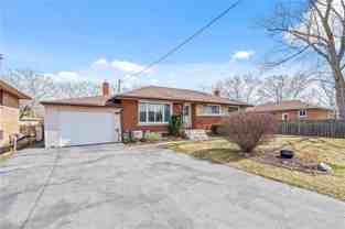 90 Rochelle Dr - Photo 1 of 1