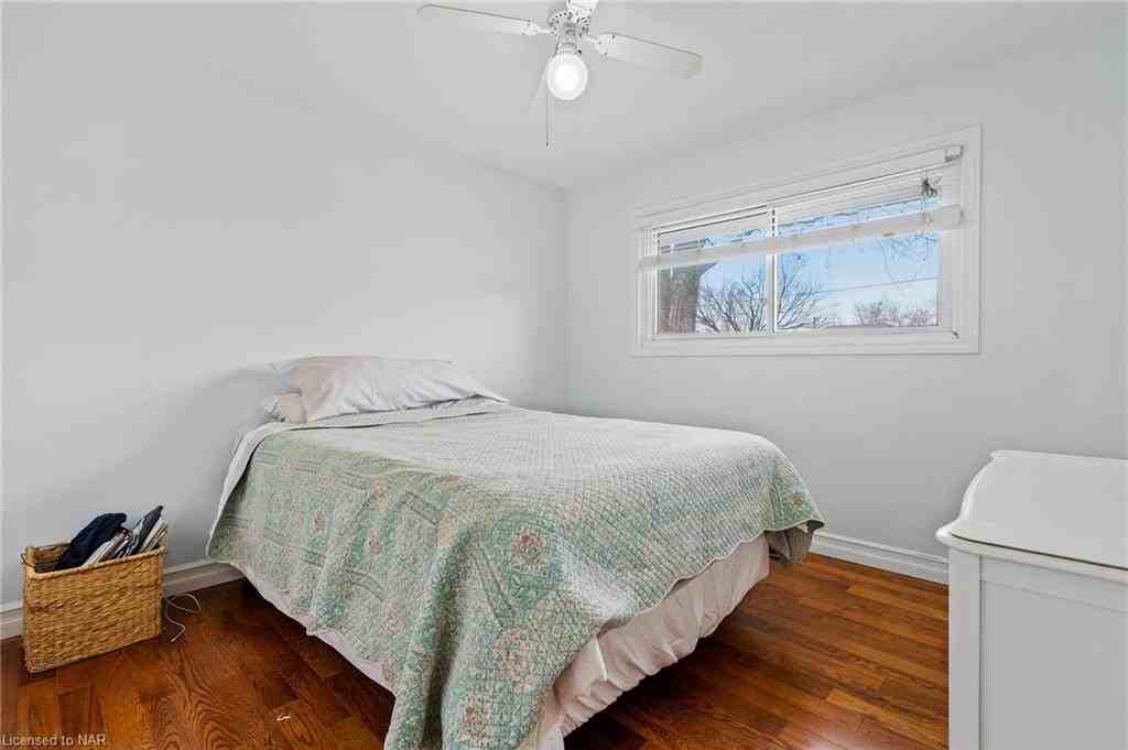 90 Rochelle Dr - Photo 7 of 12