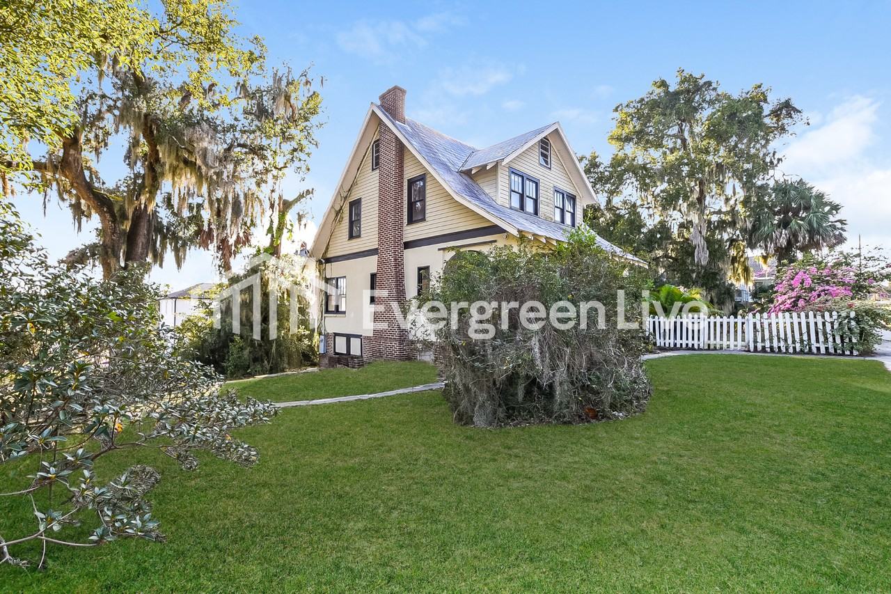 626 Washington Ave - Photo 2 of 16