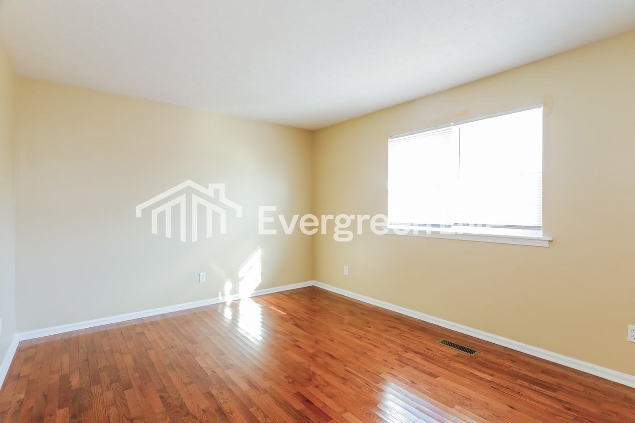 4012 Saint John Ln Nw - Photo 7 of 15