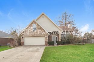 1668 Niagara St - Photo 1 of 1