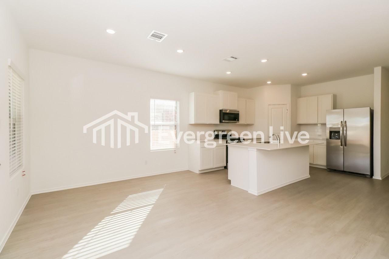 1128 Nesting Bird Dr - Photo 3 of 16