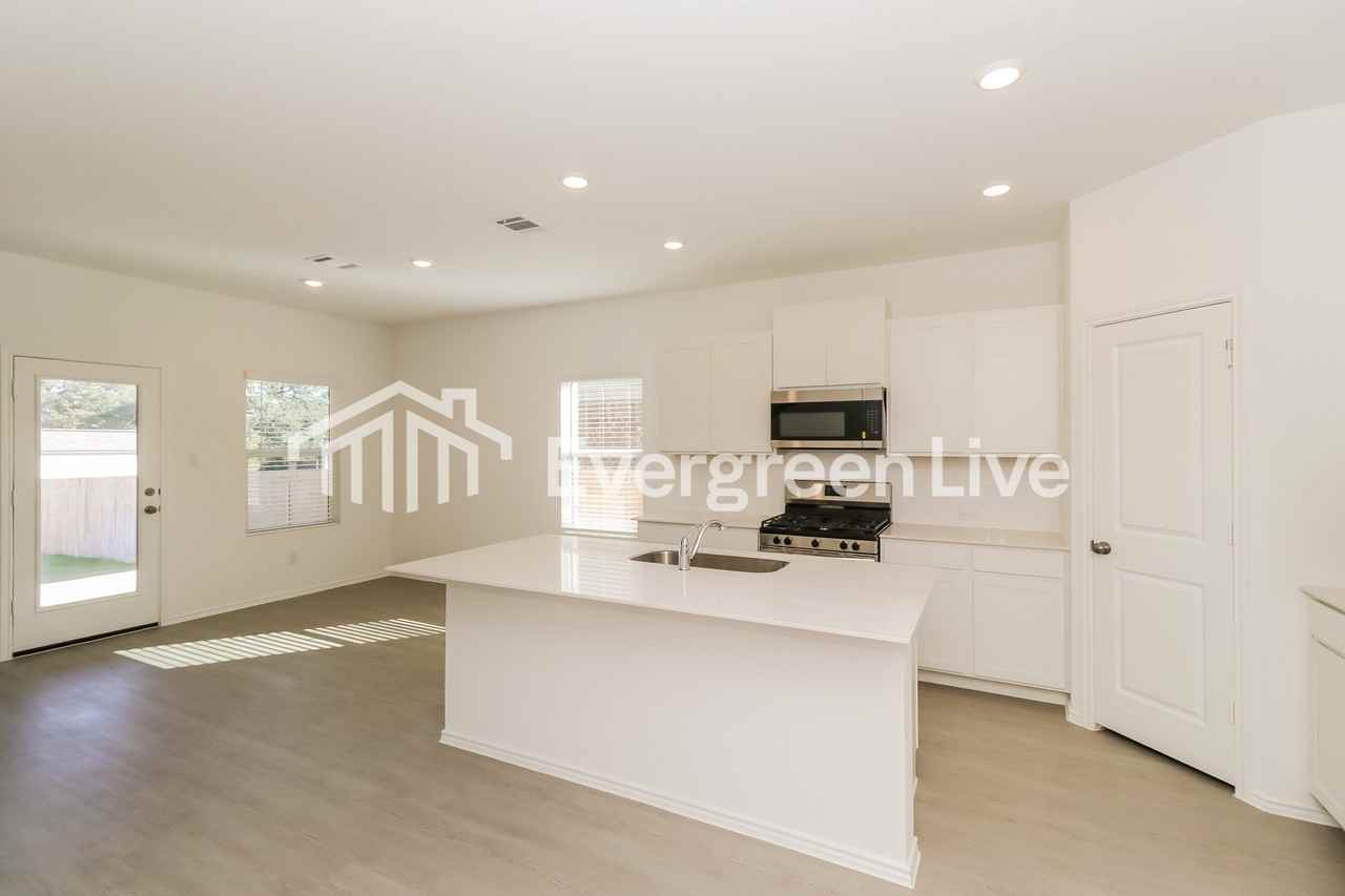 1128 Nesting Bird Dr - Photo 6 of 16