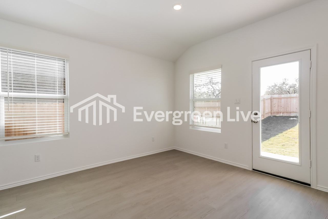 1113 Nesting Bird Dr - Photo 7 of 16