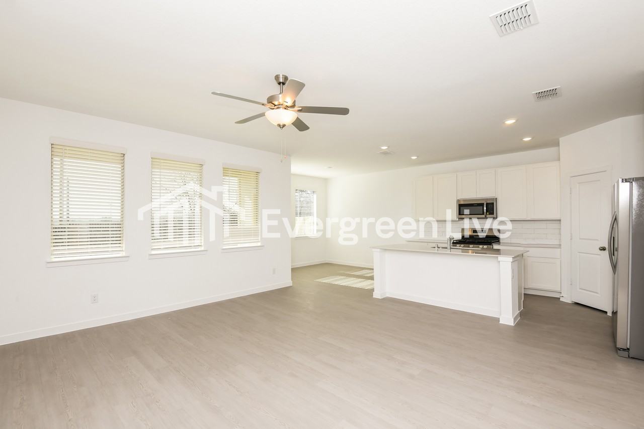 1212 Dragon Way - Photo 2 of 15