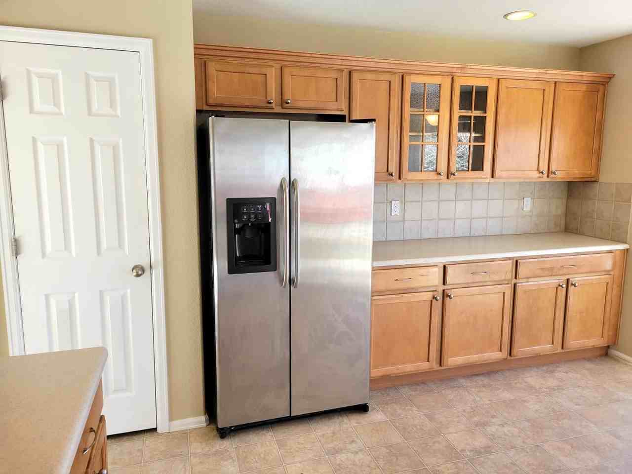 13712 Narrowleaf Dr - Photo 5 of 27