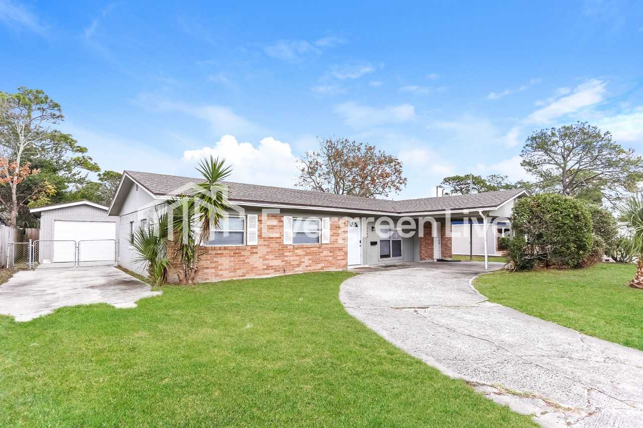 7749 Arble Dr - Photo 2 of 15